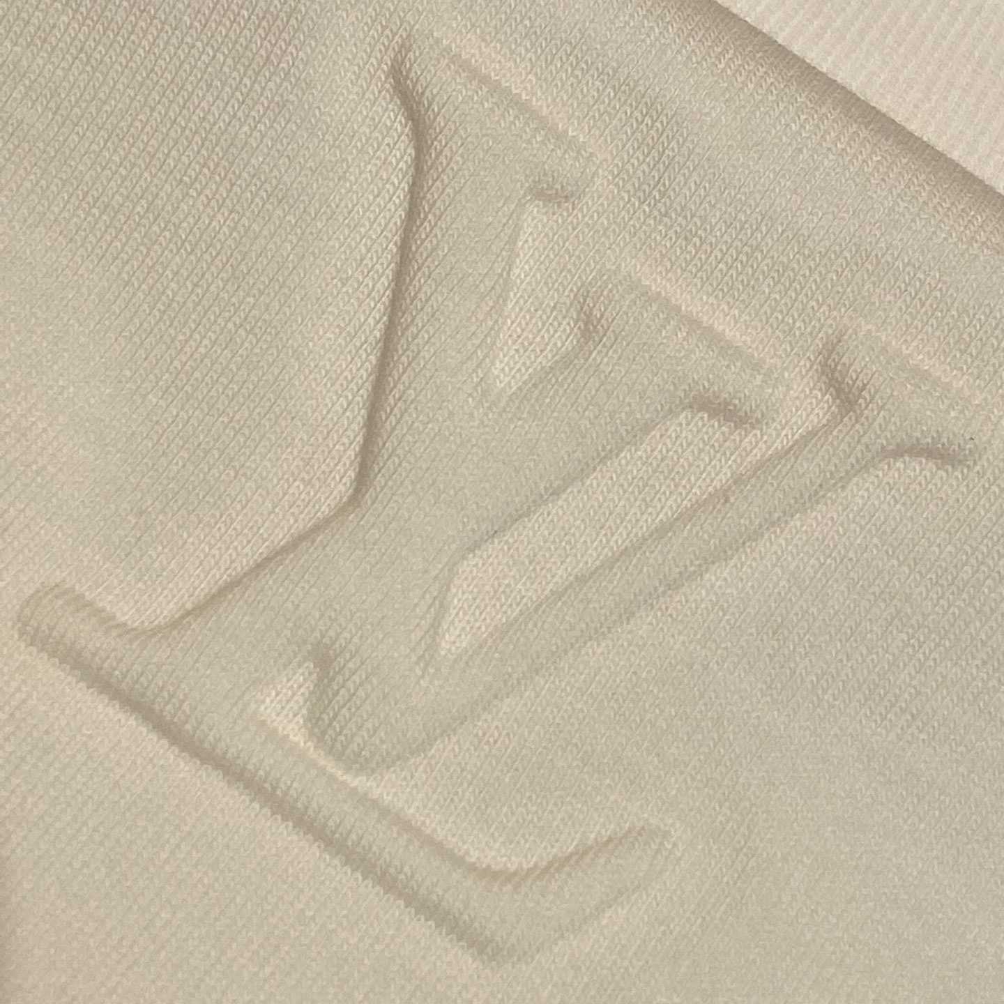 Louis Vuitton Embossed LV T-Shirt  1AGIIO - DesignerGu