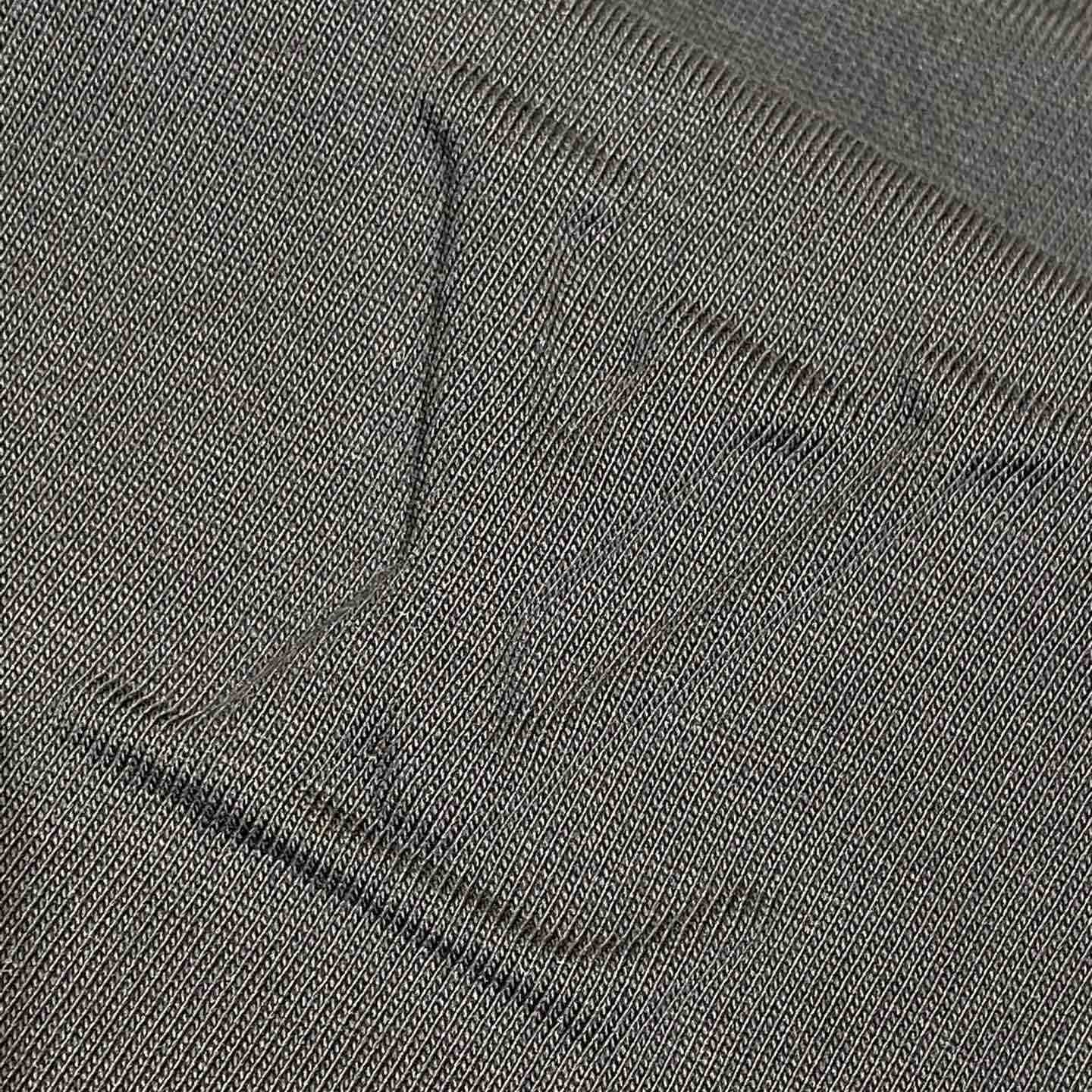 Louis Vuitton Embossed LV T-Shirt    1AGIJ4 - DesignerGu