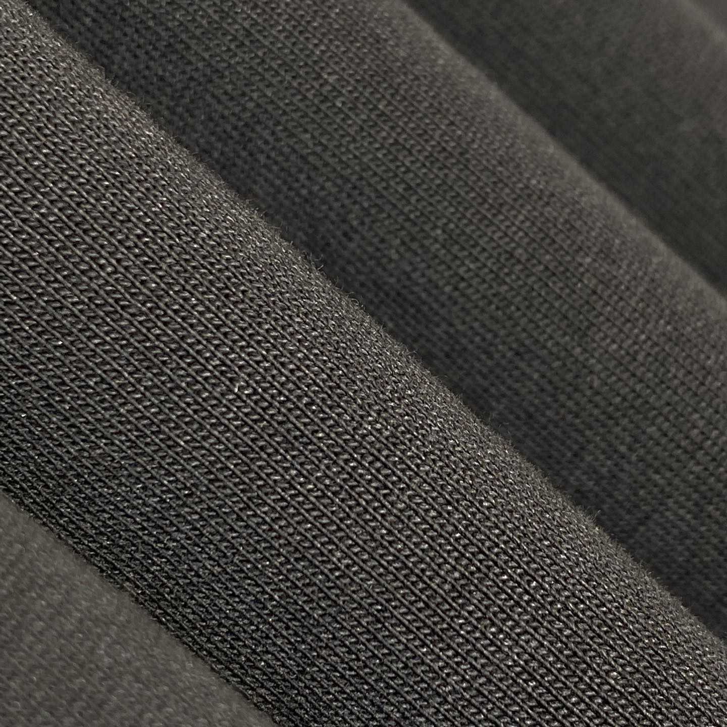 Louis Vuitton Embossed LV T-Shirt    1AGIJ4 - DesignerGu