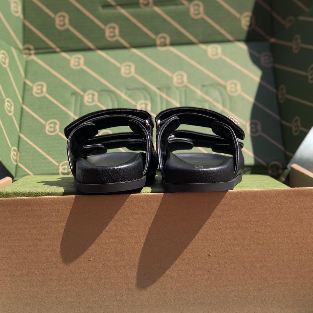 Gucci Women's Double G Sandal - DesignerGu