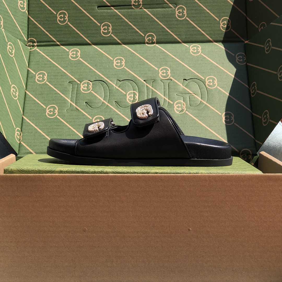Gucci Women's Double G Sandal - DesignerGu