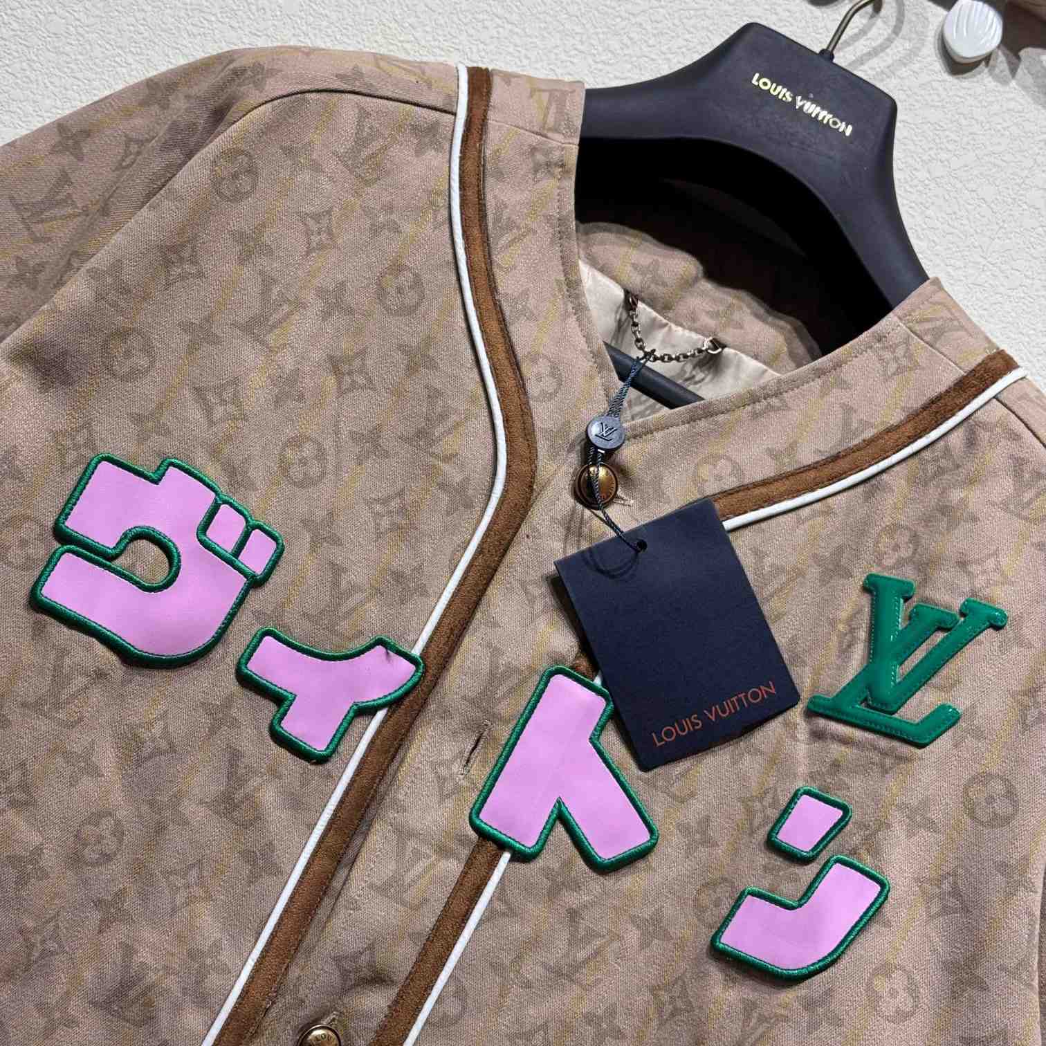 Louis Vuitton Short-Sleeved Shirt    - DesignerGu