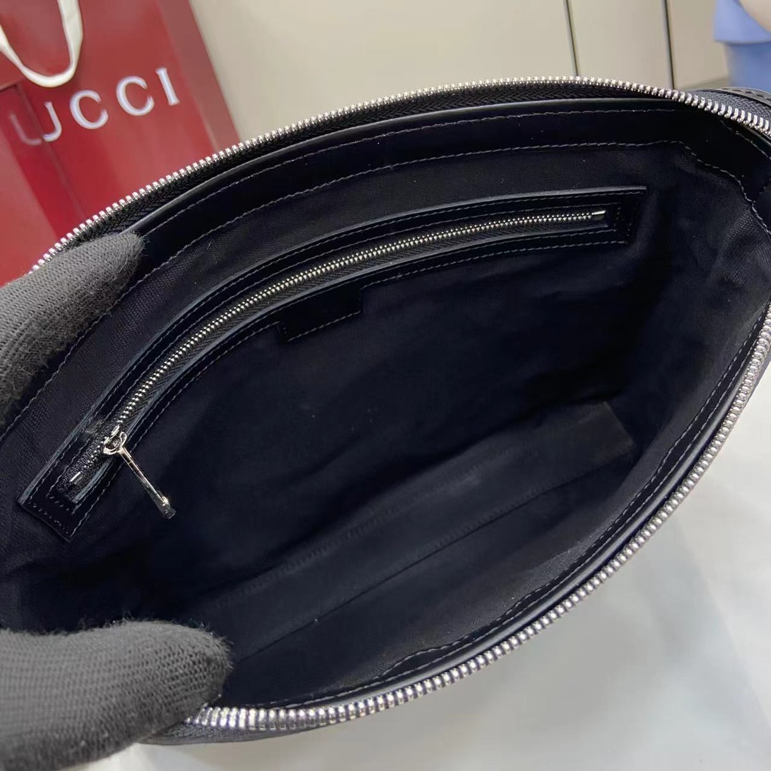 Gucci Medium Jumbo GG Messenger Bag - DesignerGu