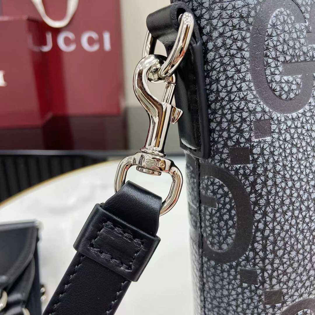 Gucci Medium Jumbo GG Messenger Bag - DesignerGu
