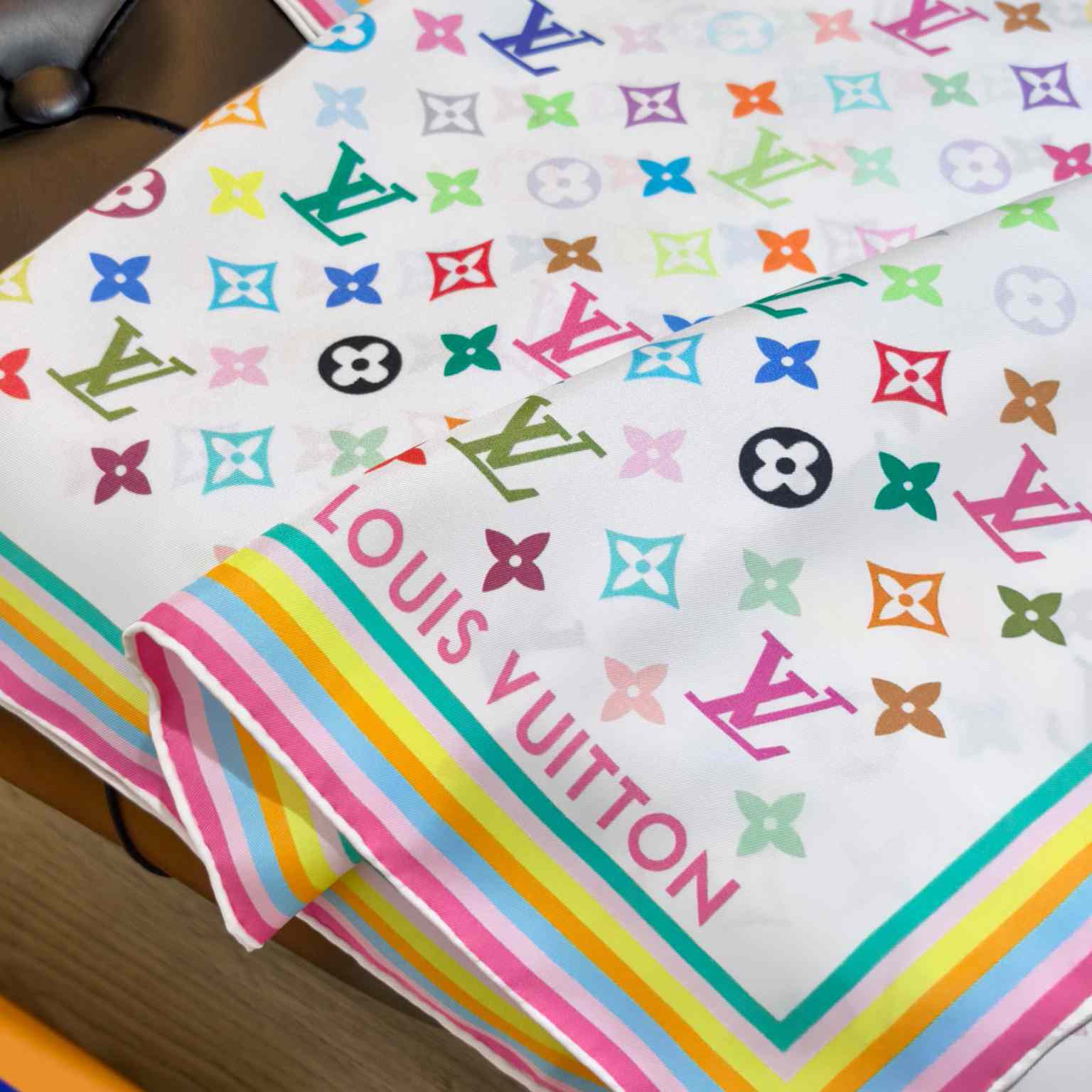 Louis Vuitton LV x TM Monogram Multicolor Square 90   M94967 - DesignerGu
