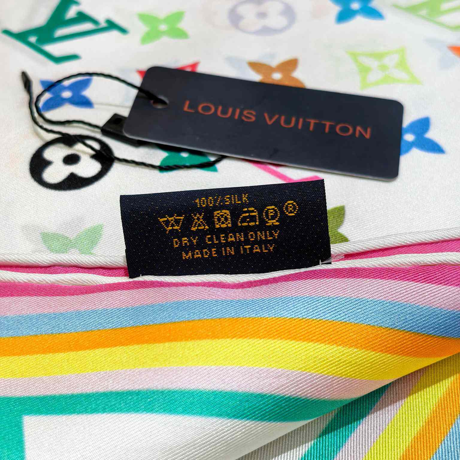 Louis Vuitton LV x TM Monogram Multicolor Square 90   M94967 - DesignerGu