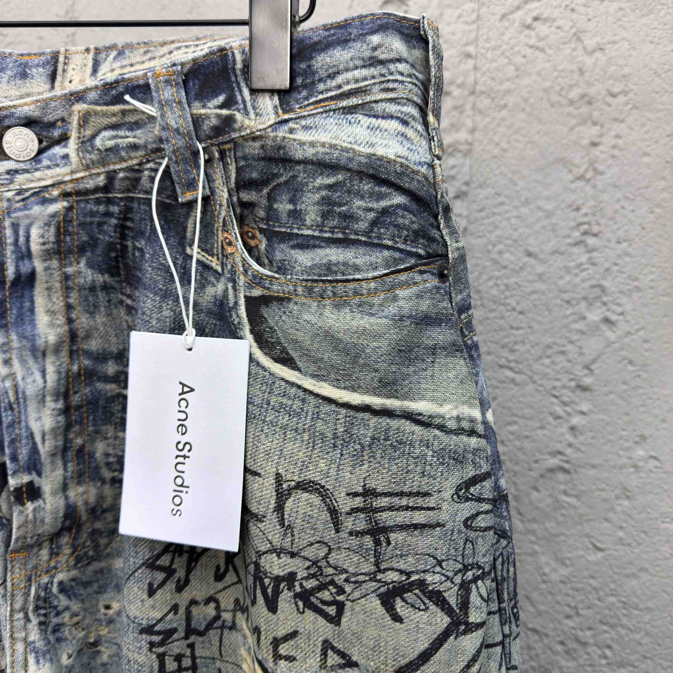 Acne Studios Super Baggy Fit Jeans - 2023 - DesignerGu