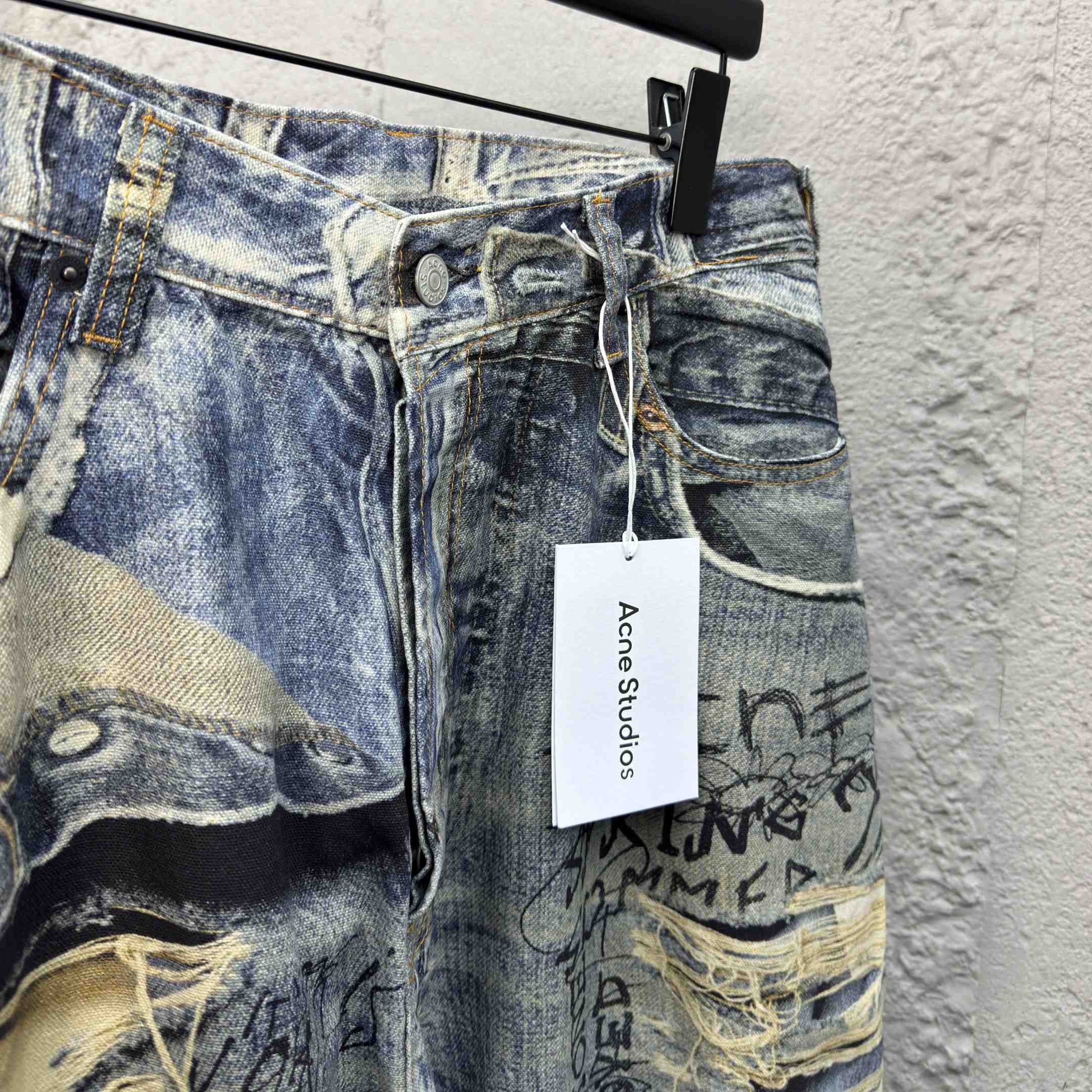 Acne Studios Super Baggy Fit Jeans - 2023 - DesignerGu