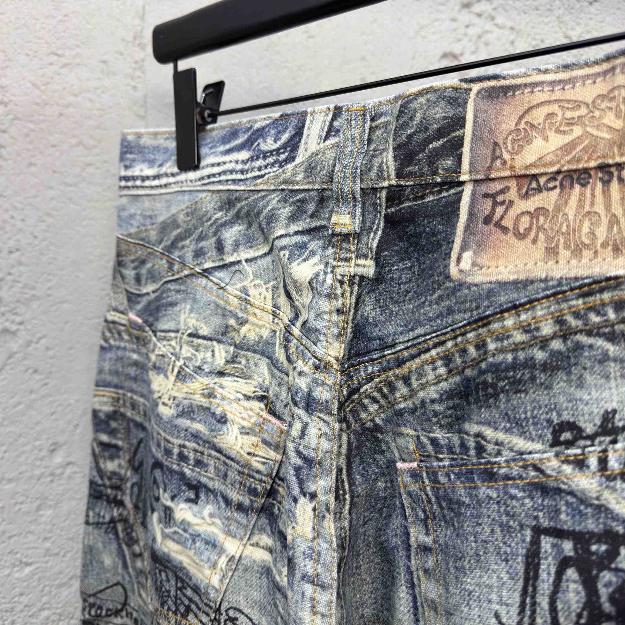 Acne Studios Super Baggy Fit Jeans - 2023 - DesignerGu