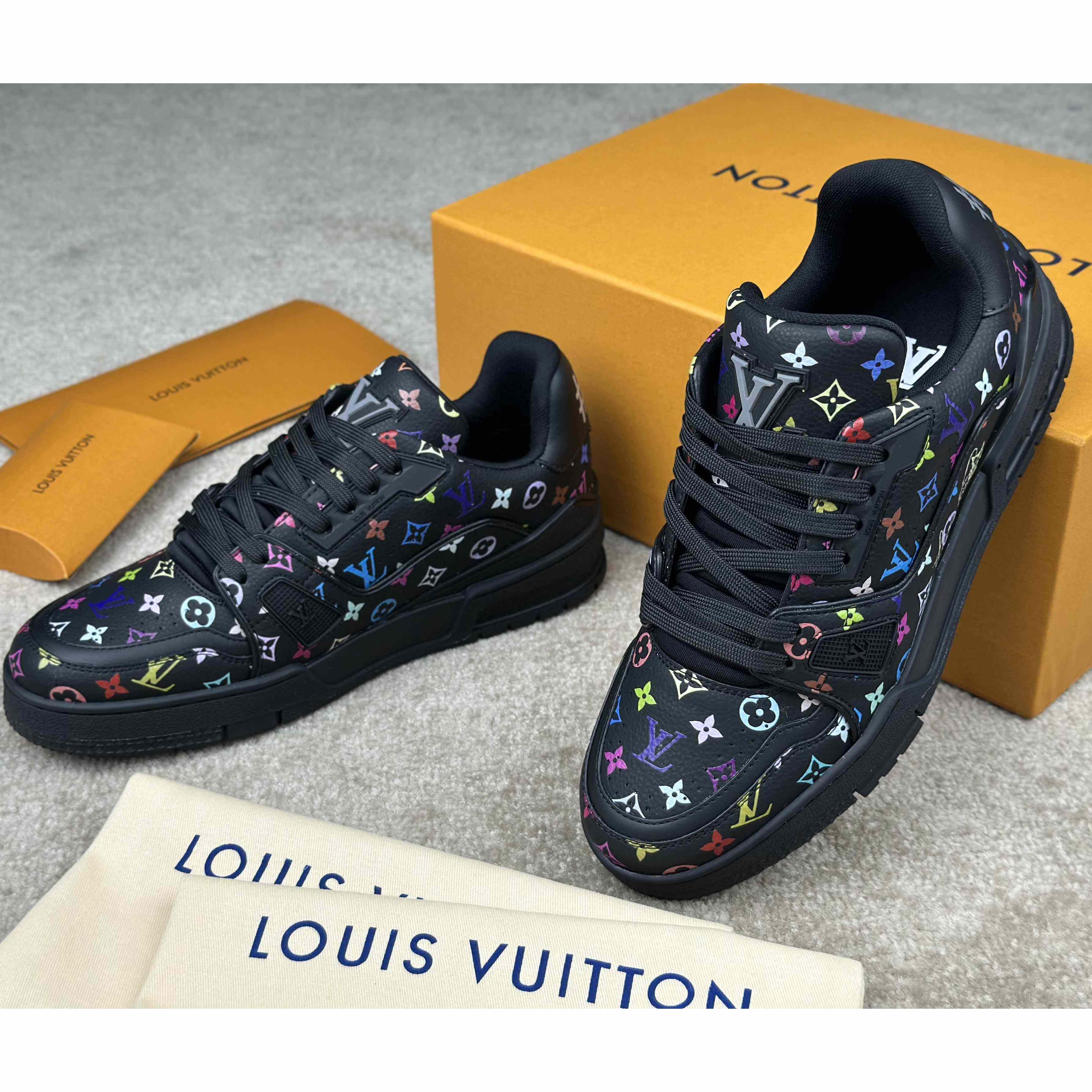 Louis Vuitton LV x TM LV Trainer Sneaker  1AGZE6 - DesignerGu