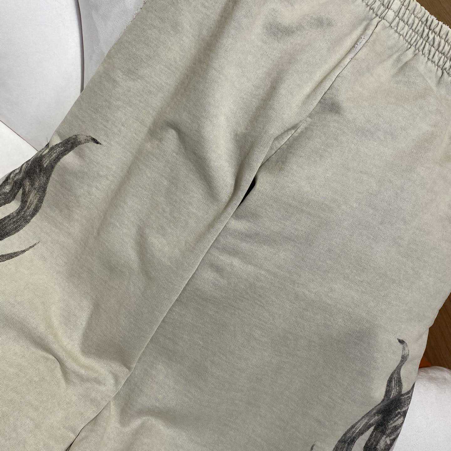 Balenciaga Y2K Baggy Sweatpants In Light Beige - DesignerGu
