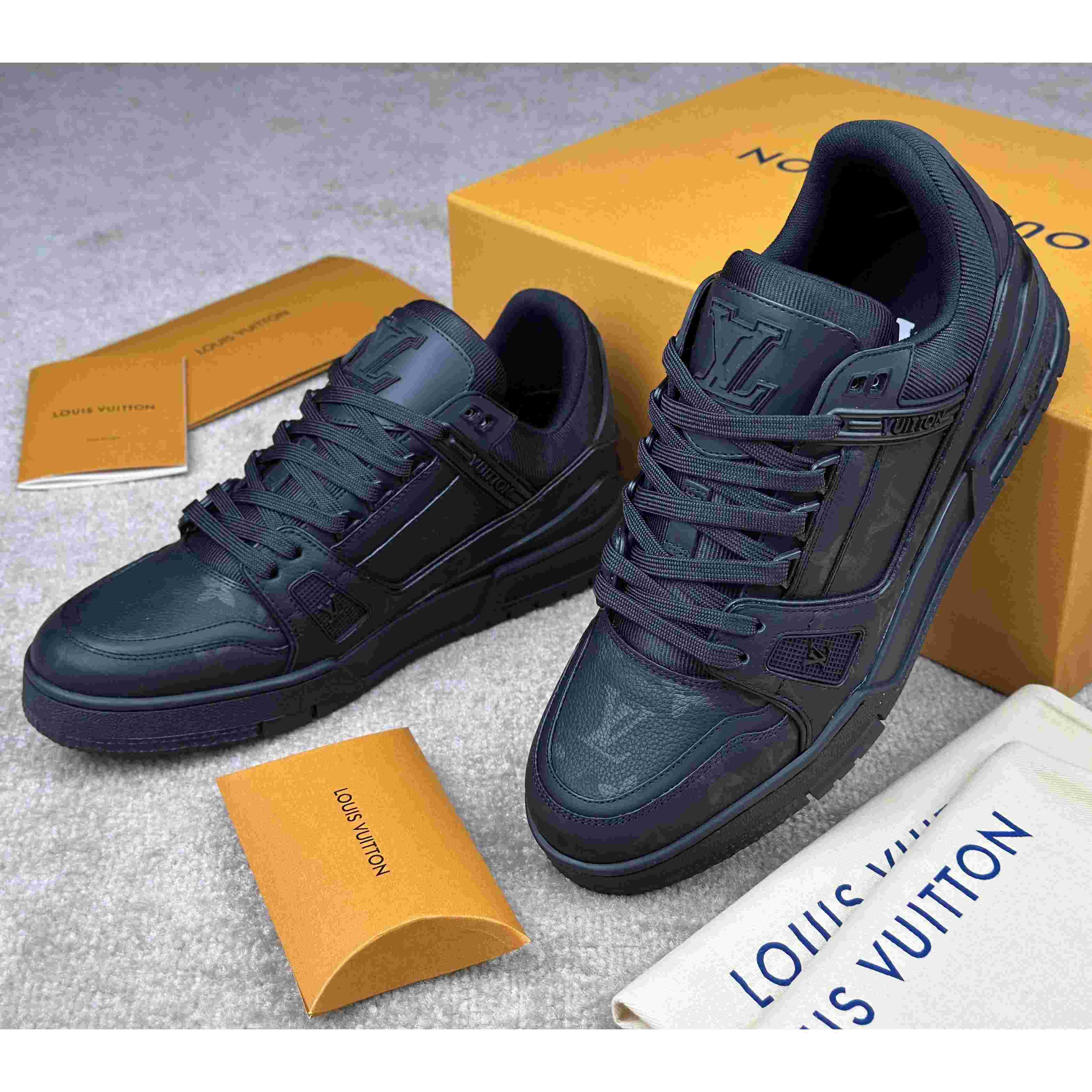 Louis Vuitton LV Trainer Sneaker       1AHDBU - DesignerGu