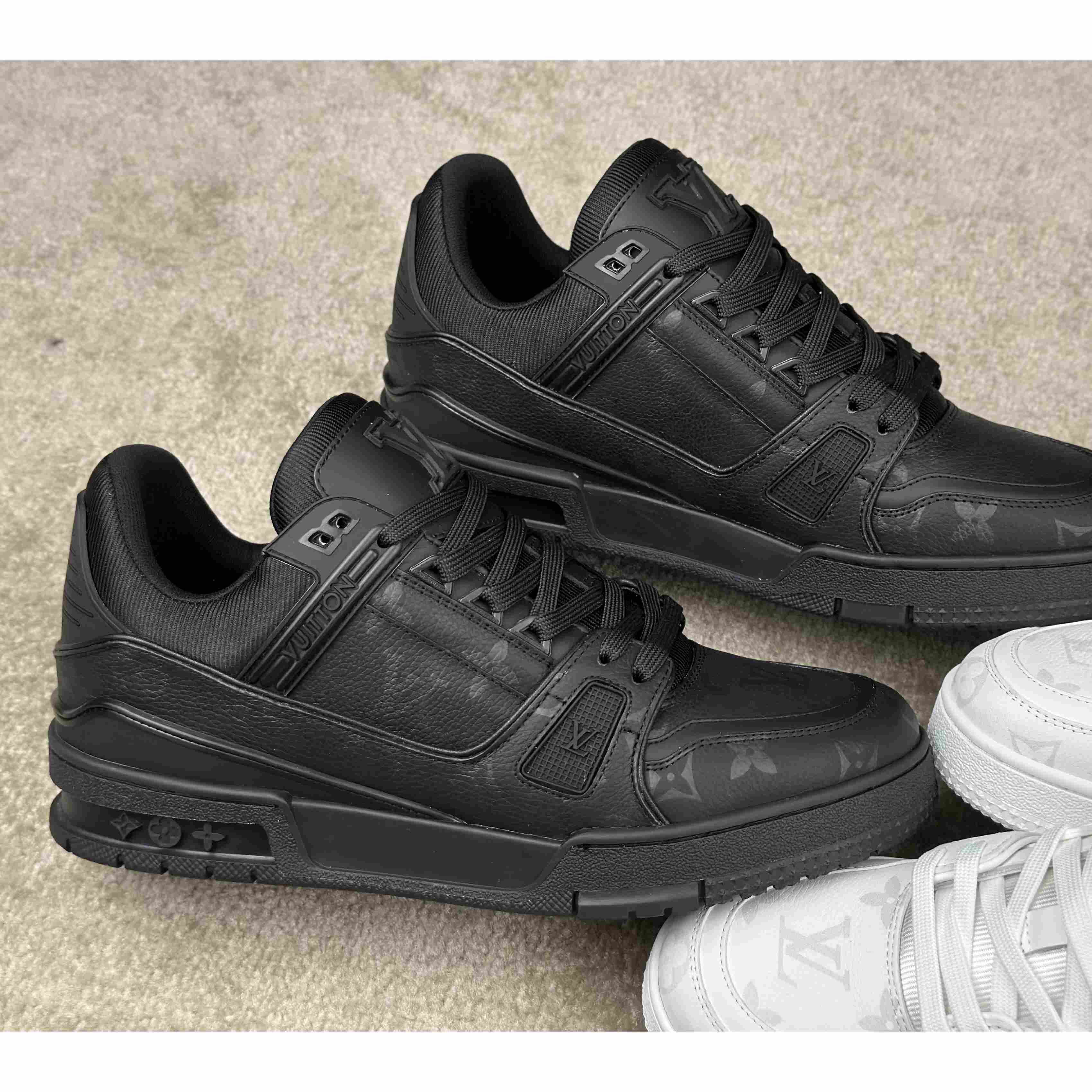 Louis Vuitton LV Trainer Sneaker       1AHDBU - DesignerGu