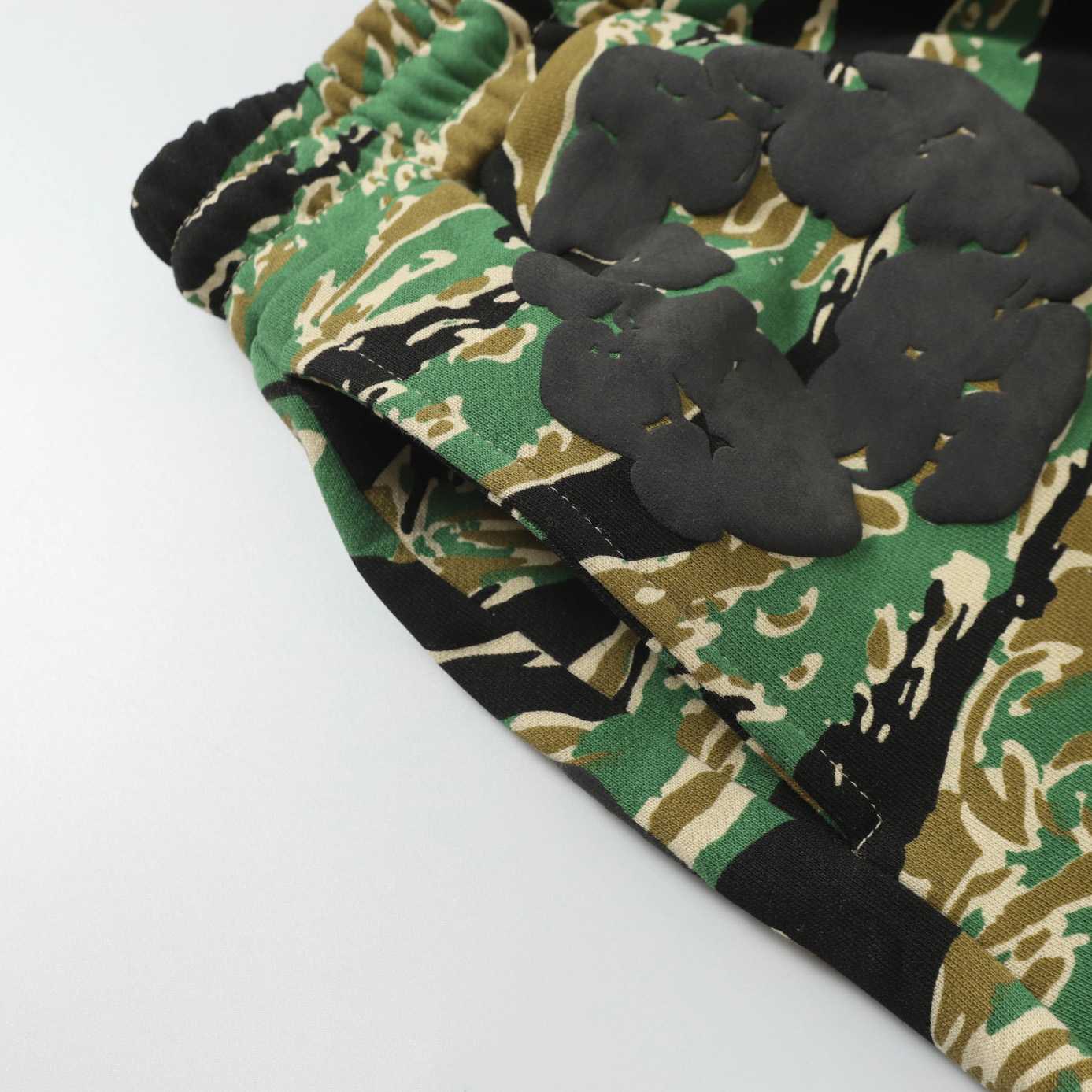 Denim Tears Camo Sweat Shorts - DesignerGu