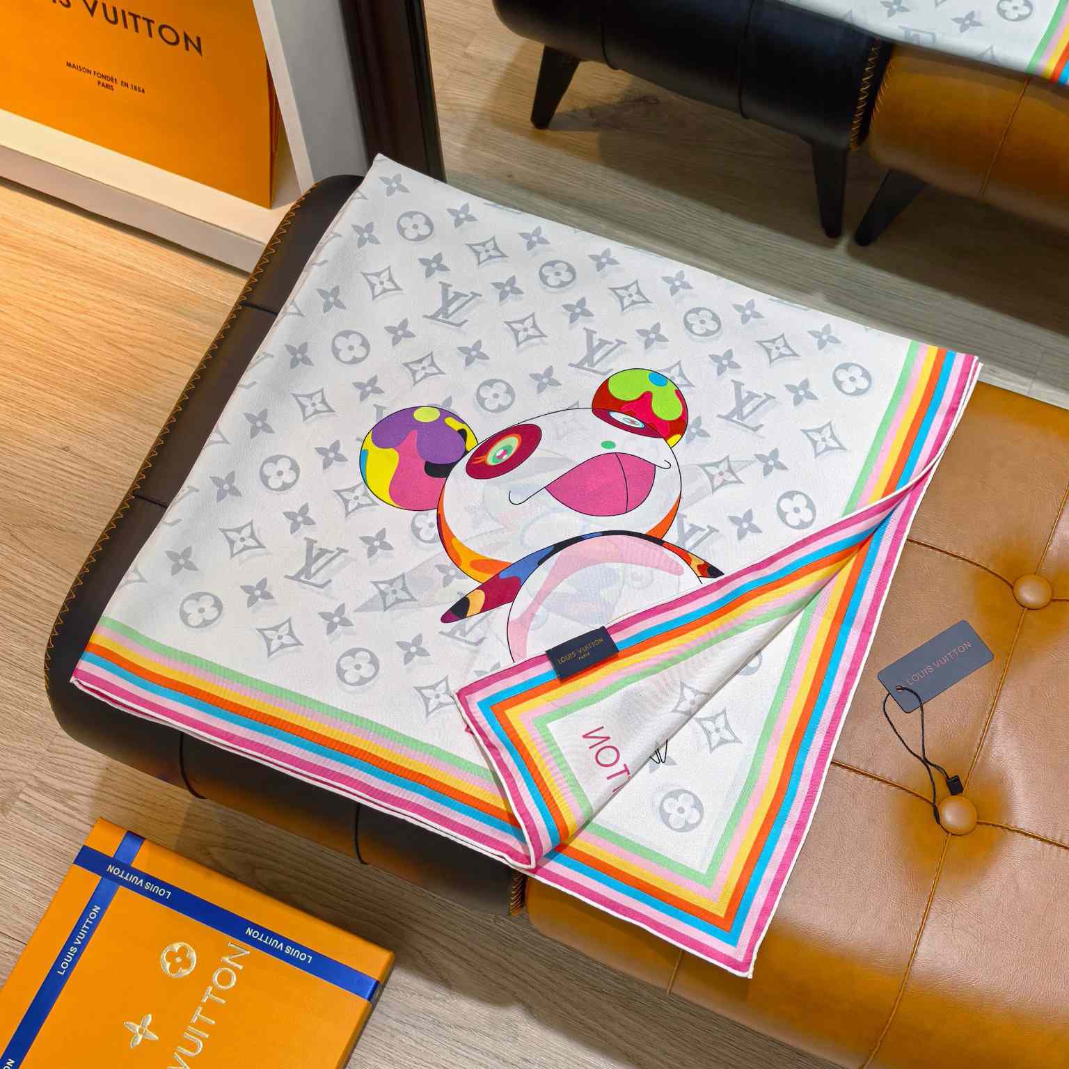 Louis Vuitton LV x TM Monogram Superflat Characters Square 90    - DesignerGu