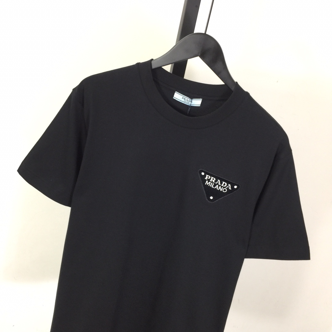 Prada Cotton T-Shirt - DesignerGu