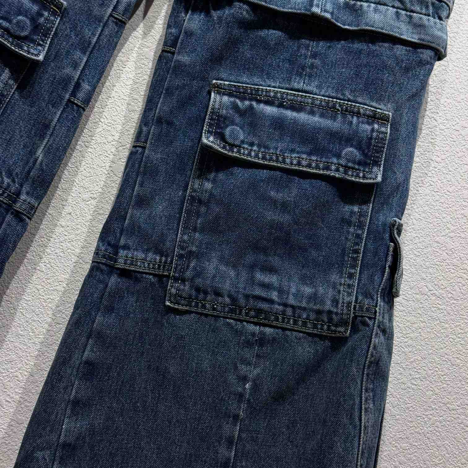 Balenciaga Mid-rise Wide-leg Cargo Jeans - DesignerGu