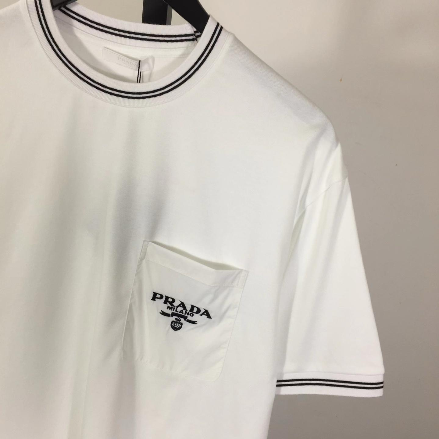 Prada T-shirt With Nylon Pocket And Letter Print - DesignerGu