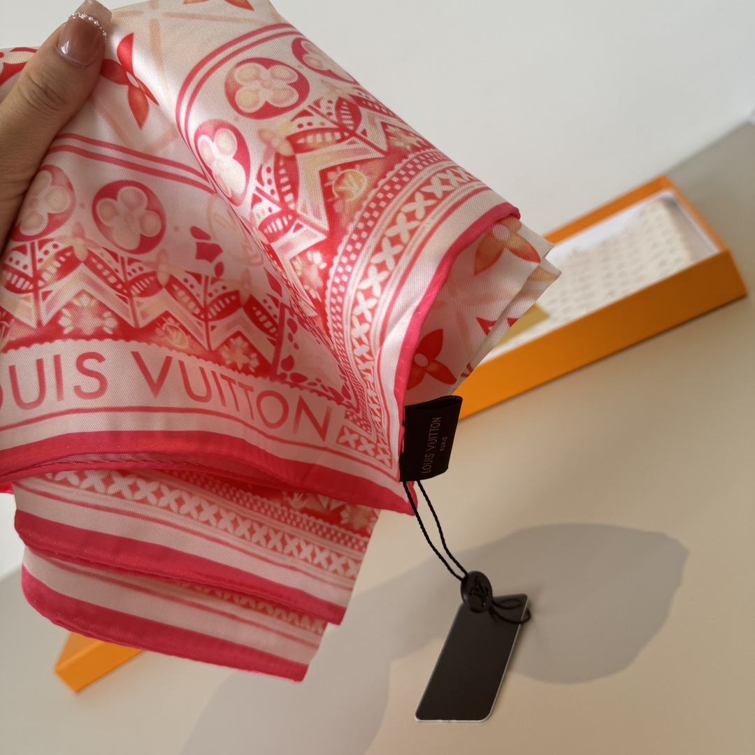 Louis Vuitton LV Tiles Square 90  M77219 - DesignerGu