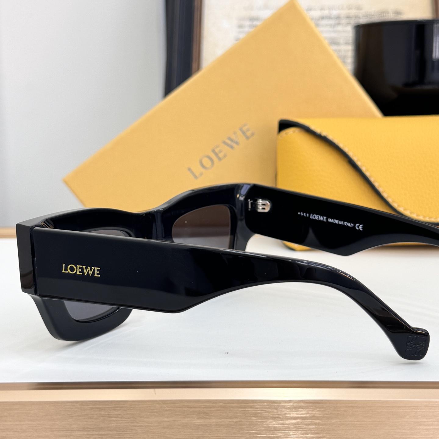Loewe Cinema Frame Sunglasses   LW40178U  - DesignerGu