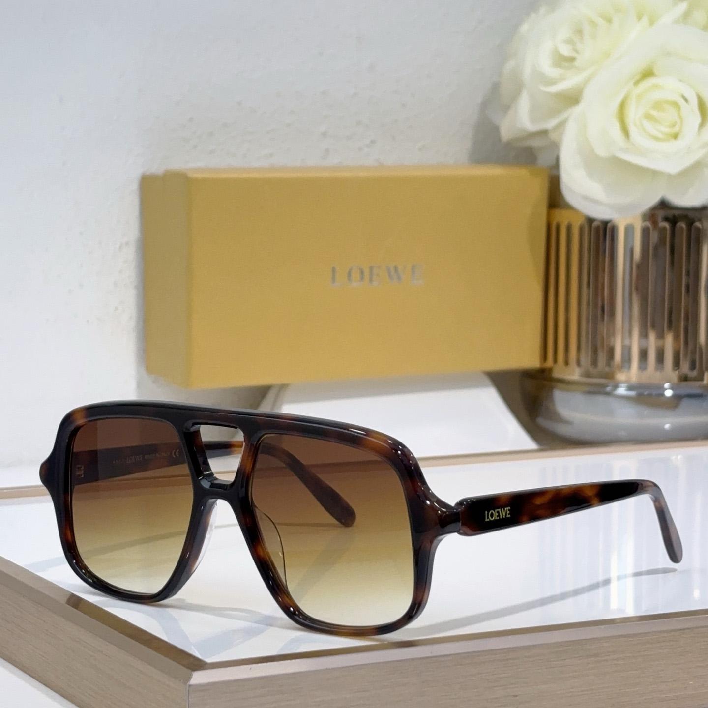 Loewe Aviator Slim Sunglasses  LW40161U - DesignerGu