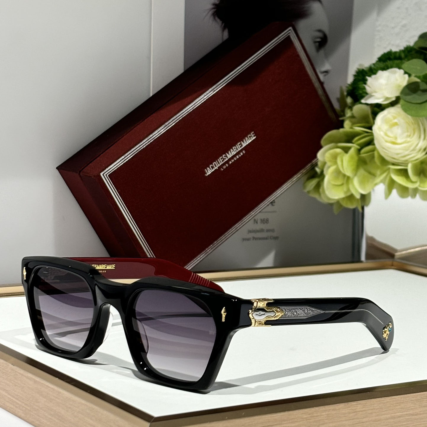 Jacquemus STERETT Sunglasses - DesignerGu