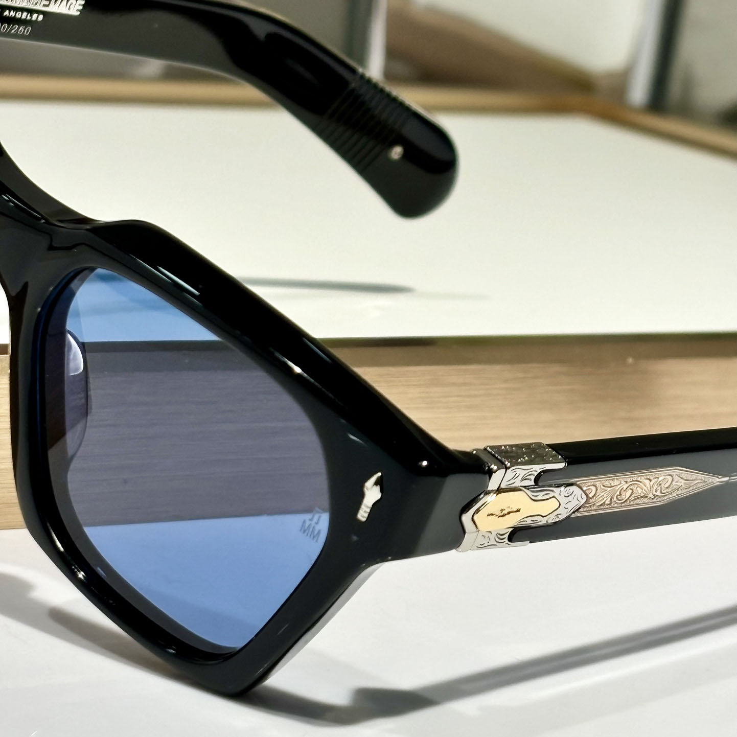 Jacquemus STERETT Sunglasses - DesignerGu