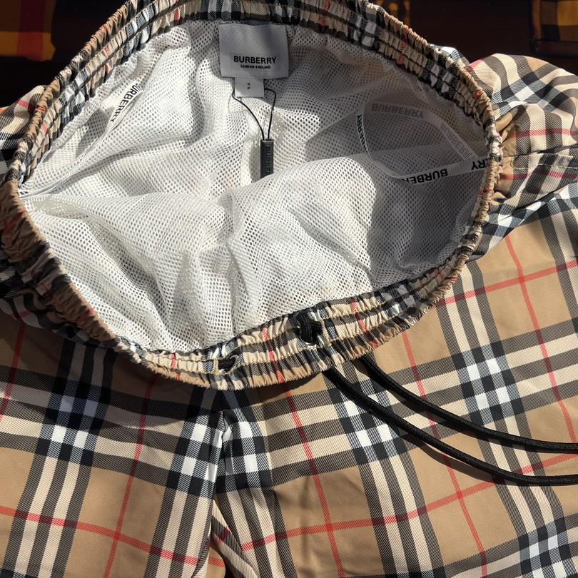 Burberry Shorts - DesignerGu