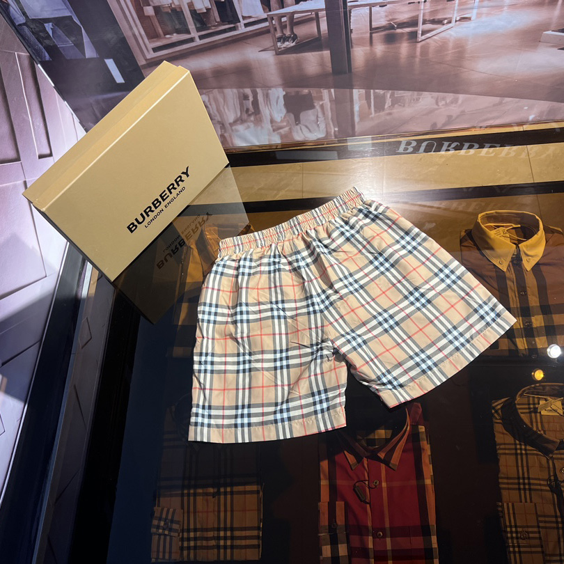 Burberry Shorts - DesignerGu