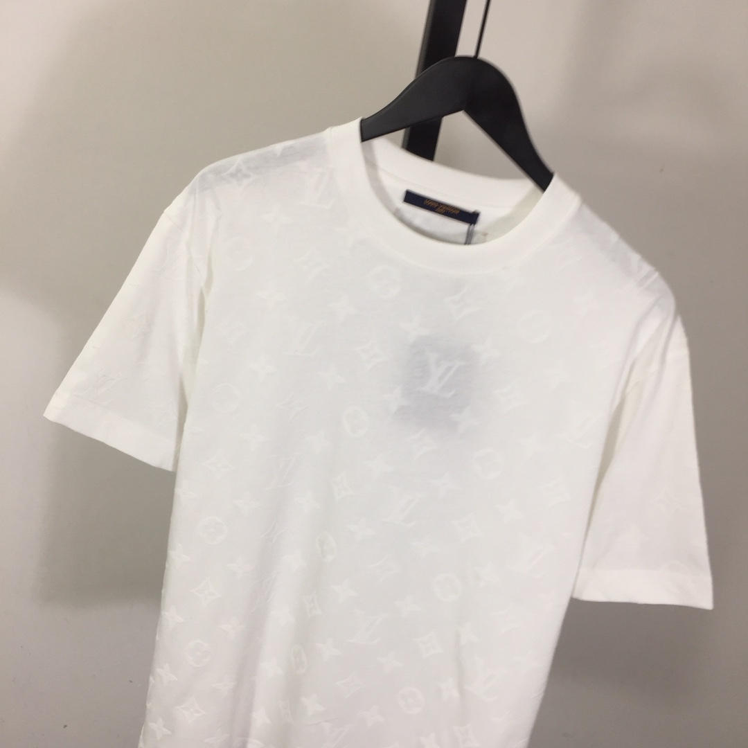 Louis Vuitton Monogram T-shirt - DesignerGu