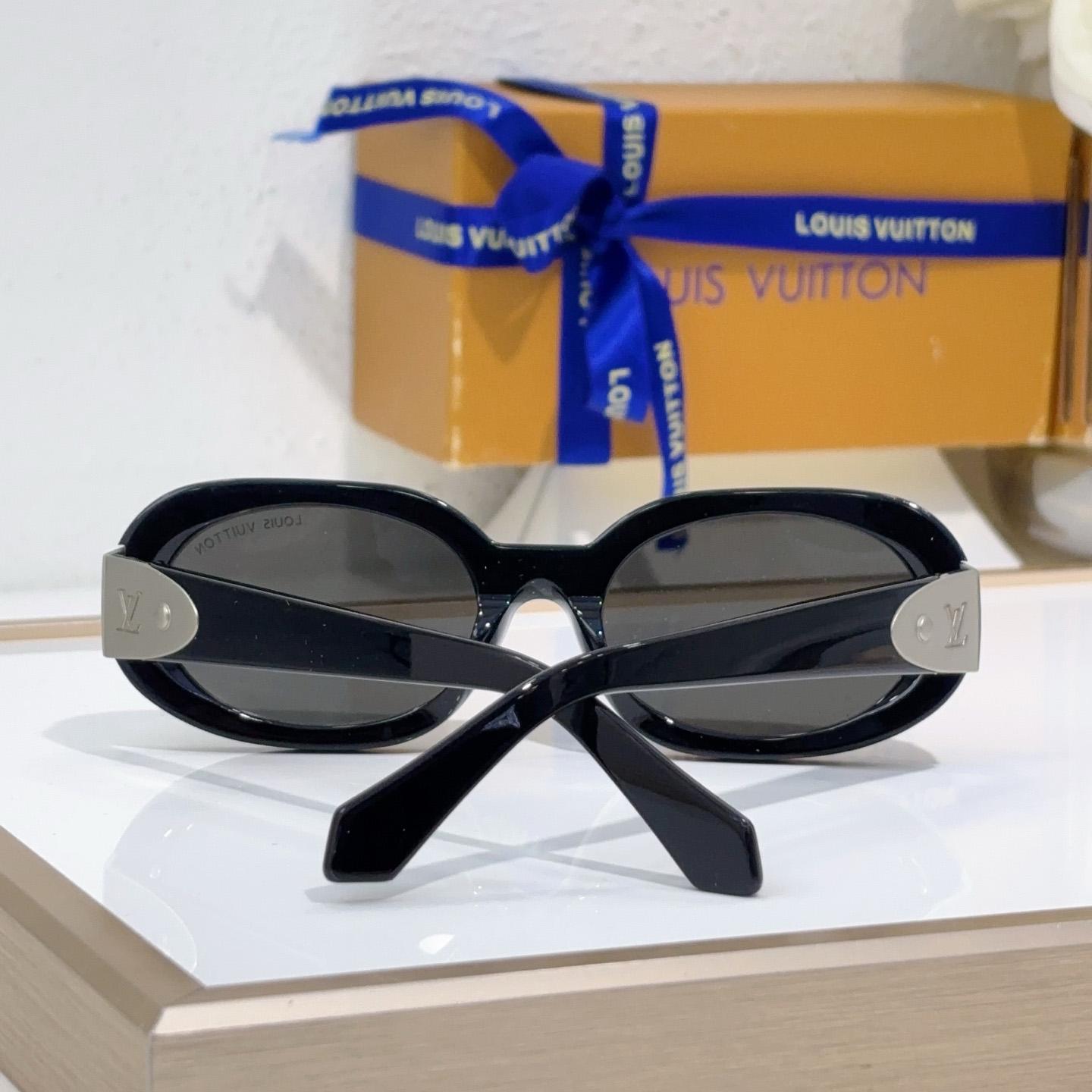 Louis Vuitton LV Hinge Sunglasses  Z2600U - DesignerGu