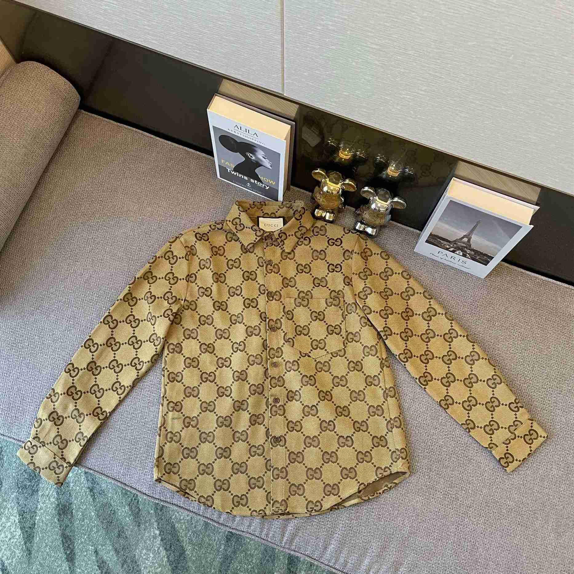 Gucci Maxi GG canvas shirt - 