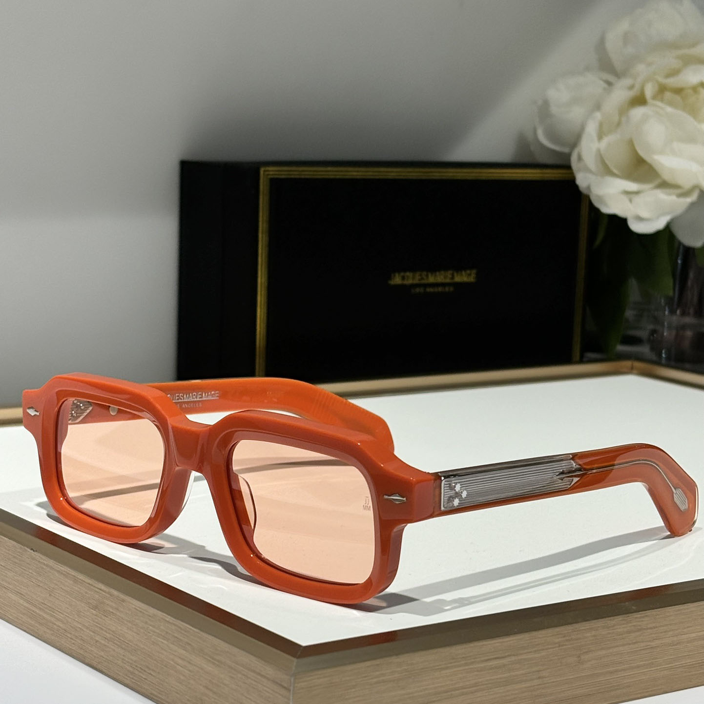 Jacquemus SANDRO Sunglasses - DesignerGu