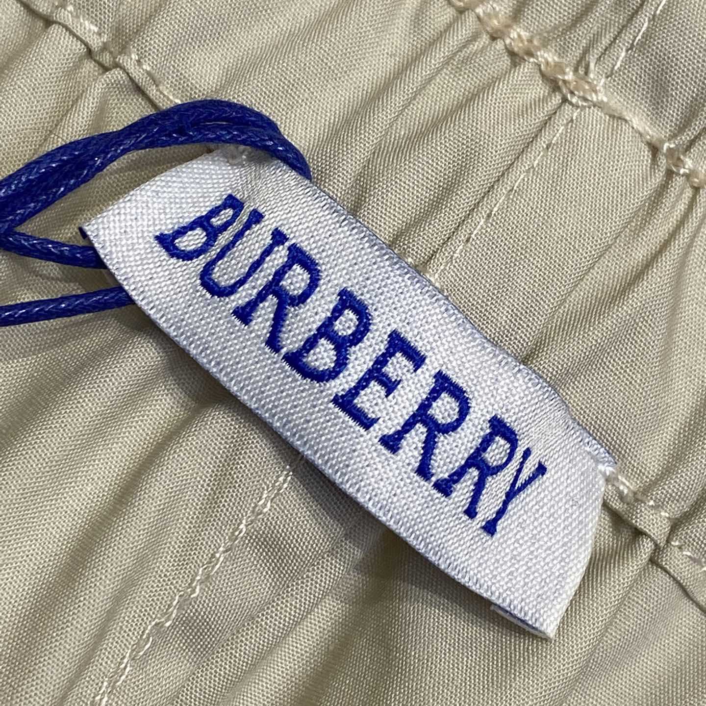 Burberry Knot Logo Cotton Shorts - DesignerGu