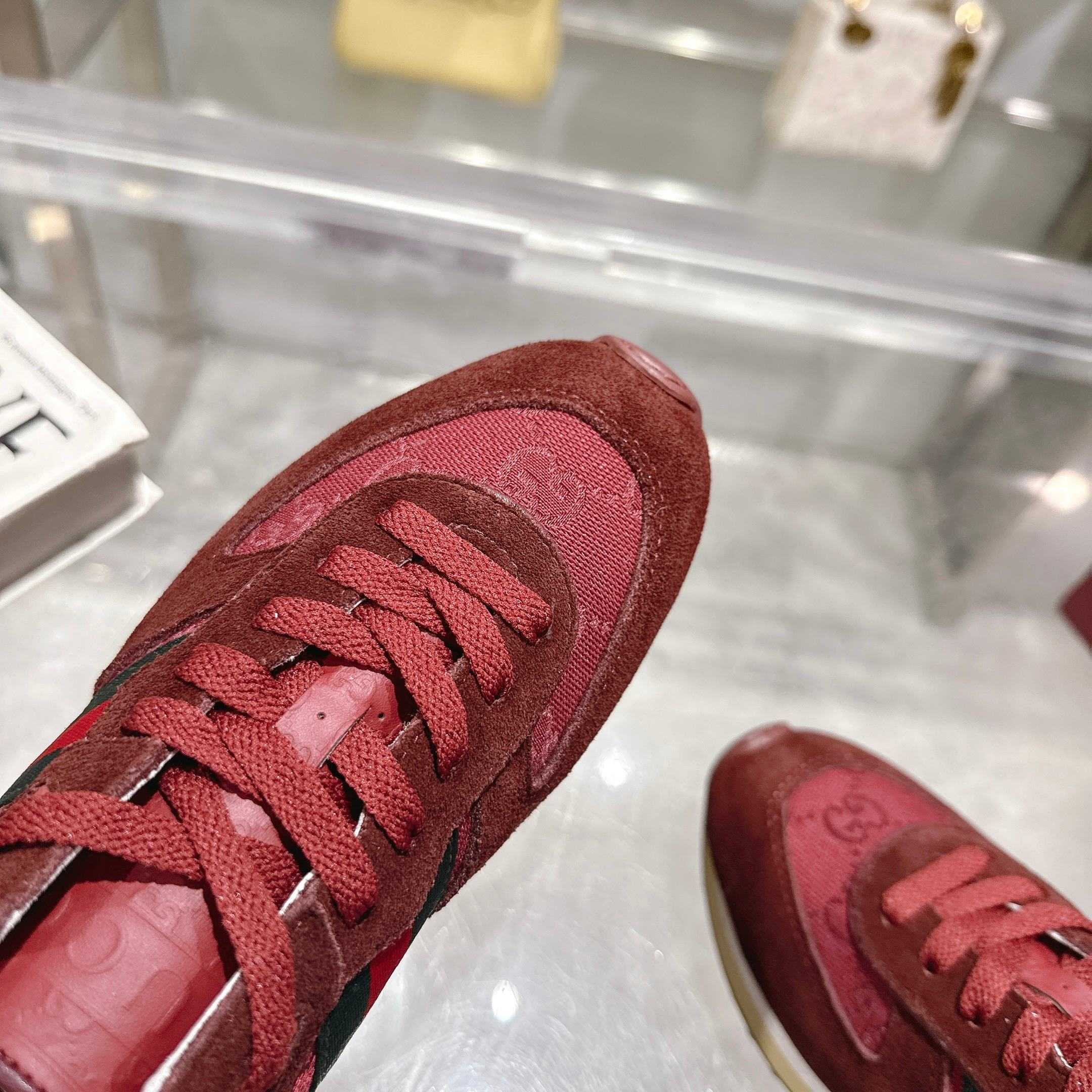 Gucci Women's Gucci Re-Motion Sneaker - DesignerGu