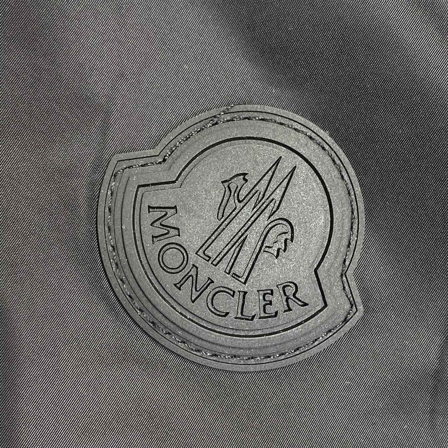 Moncler Moretan Hooded Gilet  - DesignerGu