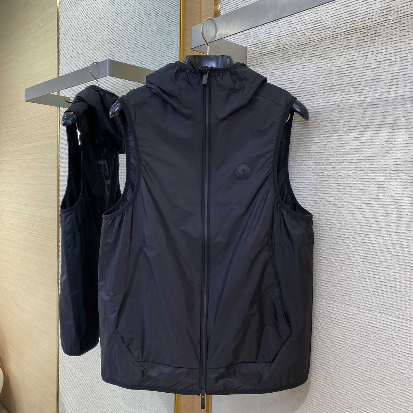 Moncler Moretan Hooded Gilet  - DesignerGu