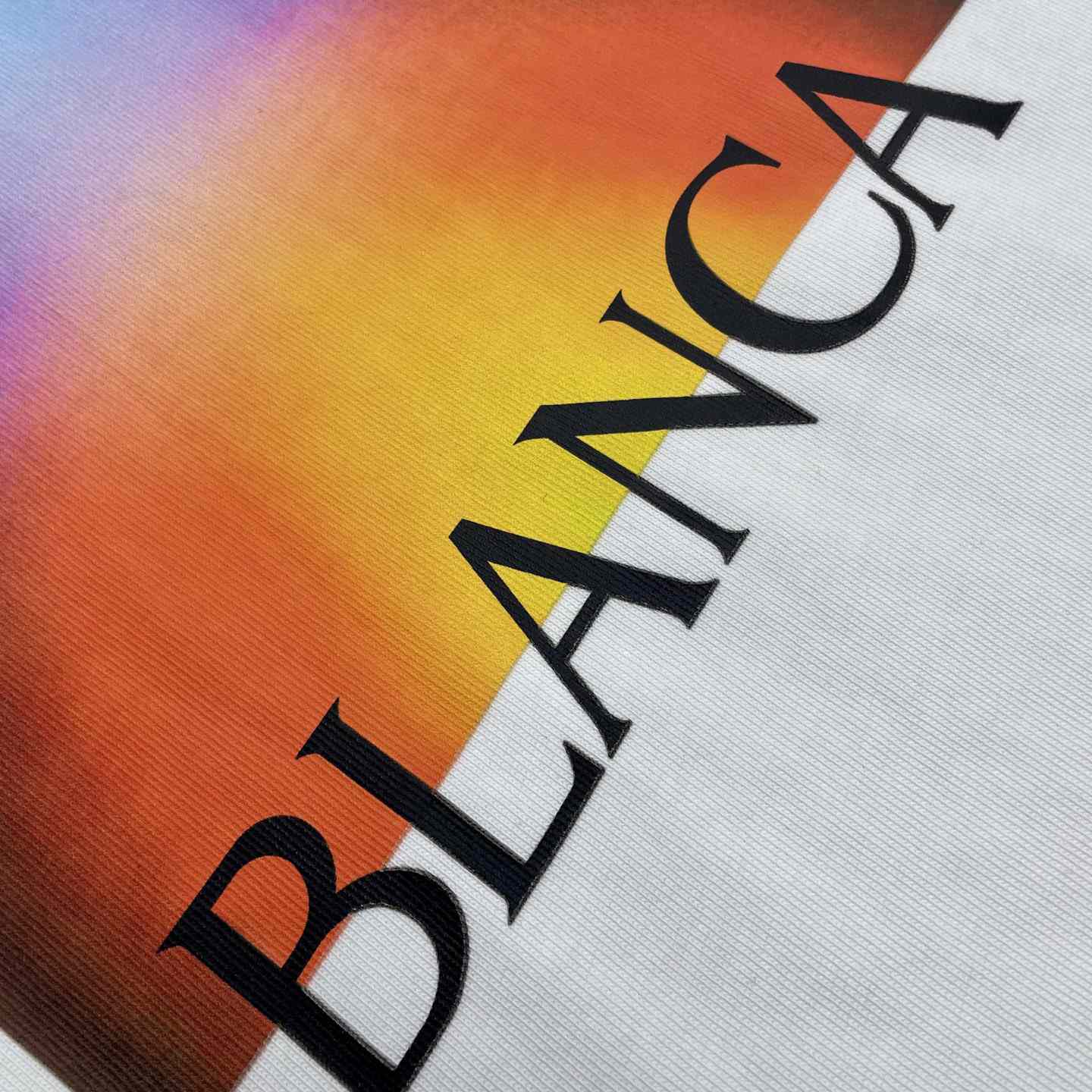 Casablanca Gradient Casa Logo T-Shirt   C986 - DesignerGu