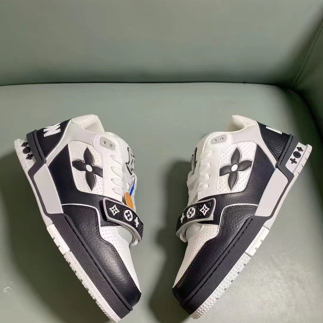 Louis Vuitton LV Trainer Sneaker   1AHTDF - DesignerGu