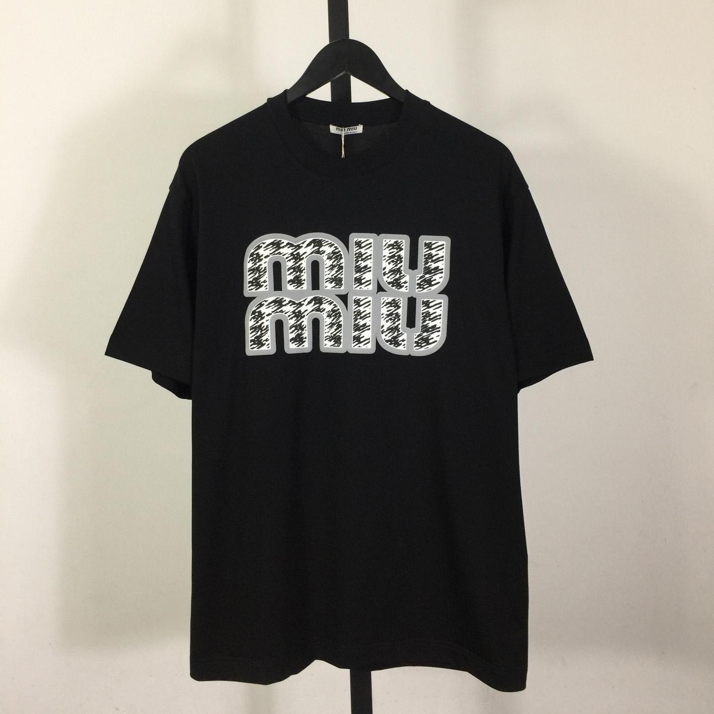 Miu Miu Logo T-shirt - DesignerGu