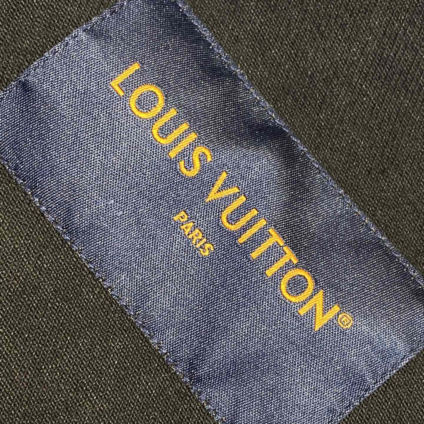 Louis Vuitton Flocked Damier Denim Trucker Jacket   1AHBDV - DesignerGu