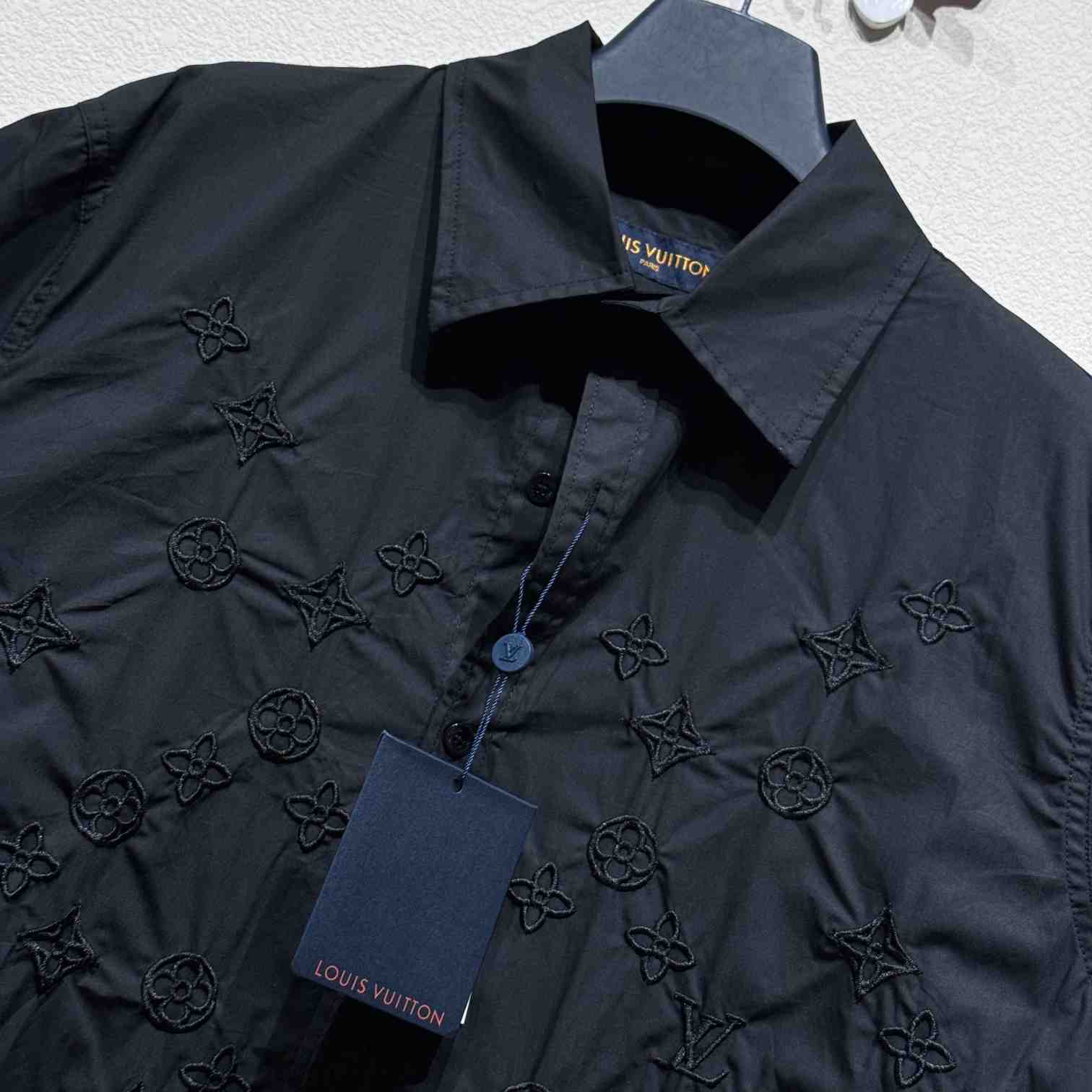 Louis Vuitton Monogram Flowers Embroidered Short-Sleeved Shirt   - DesignerGu