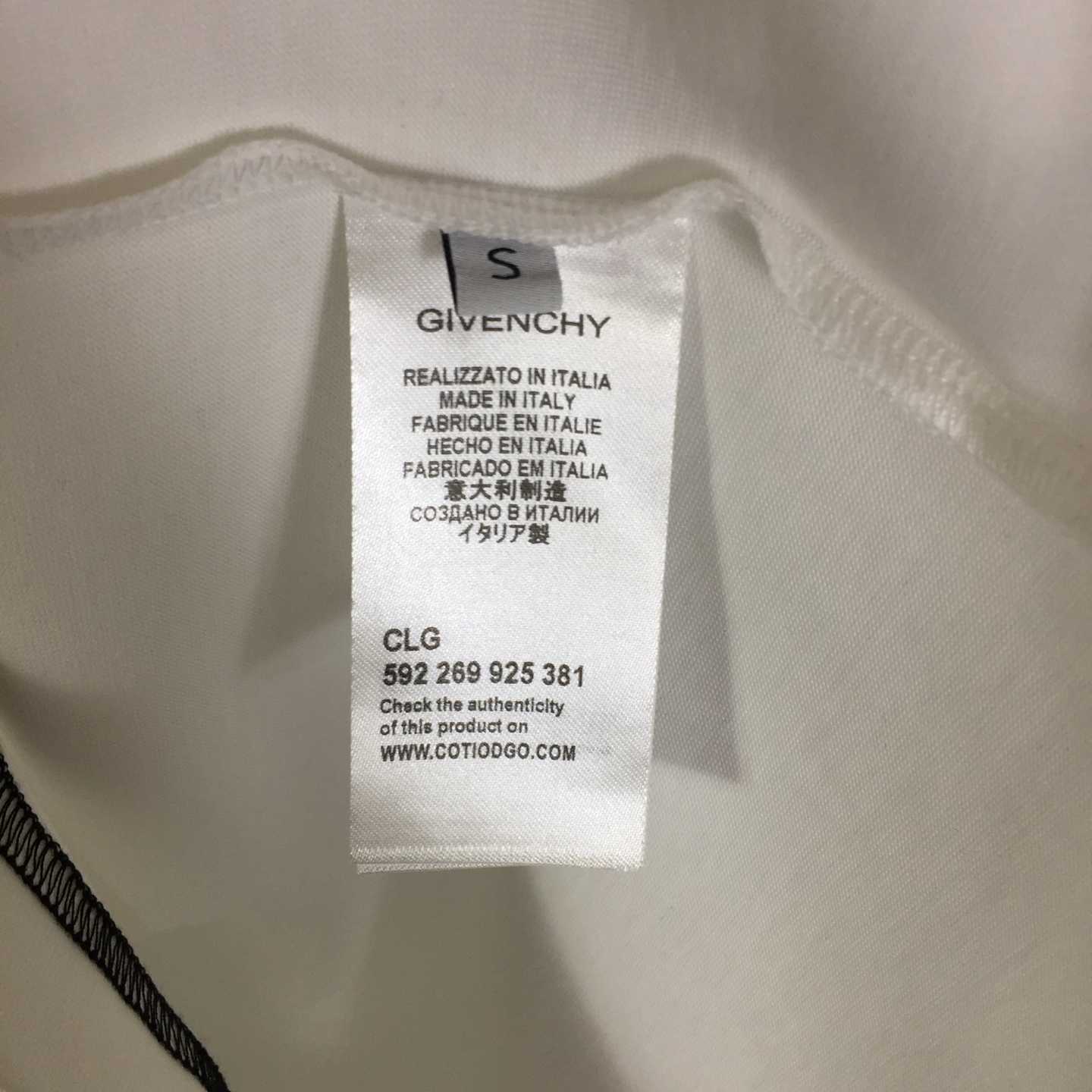 Givenchy T-shirt In Cotton - DesignerGu