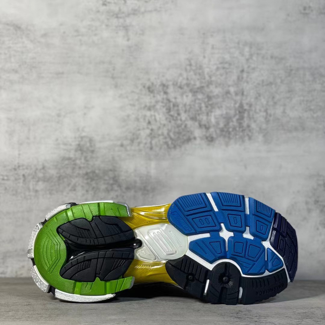 Balenciaga Runner Sneakers - DesignerGu
