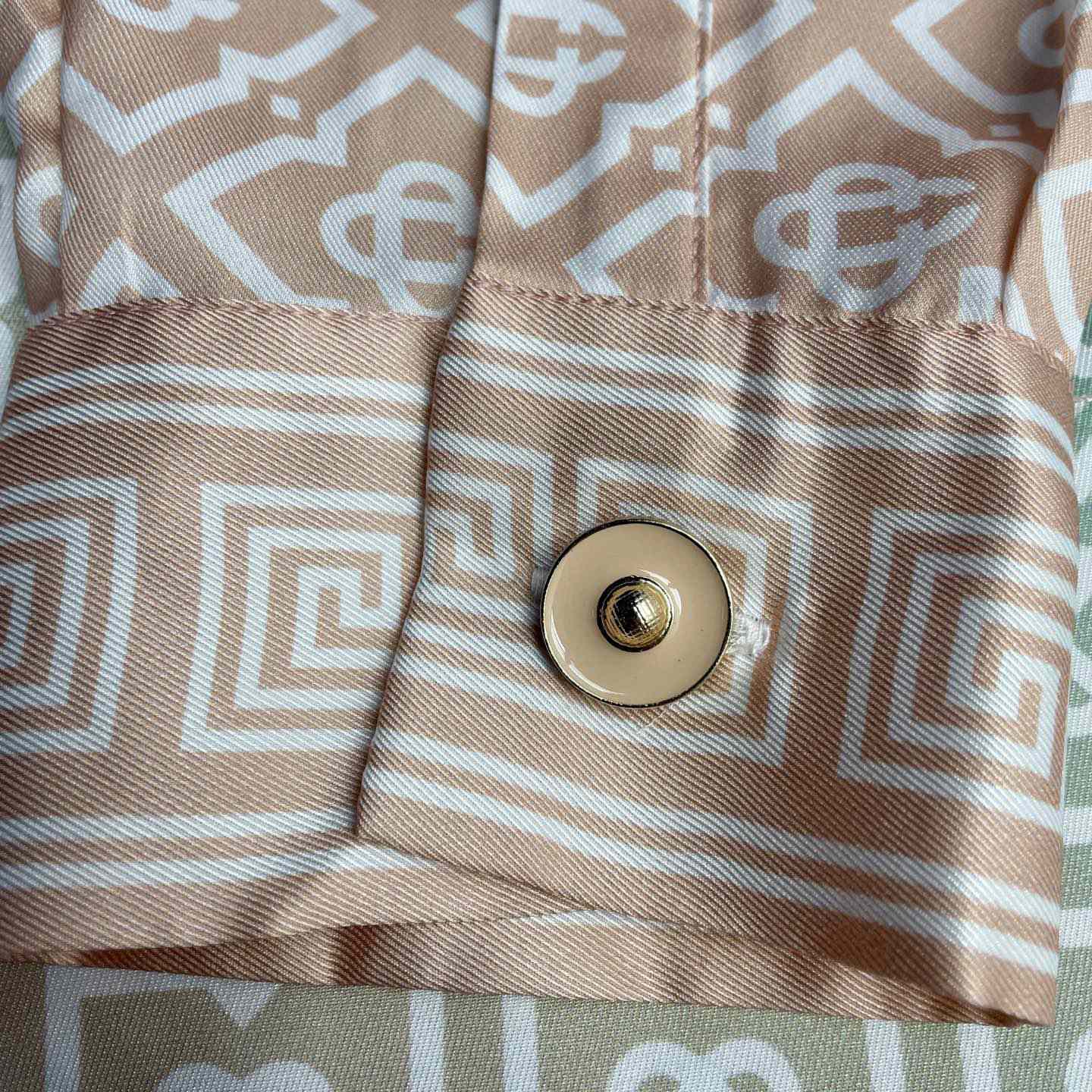 Casablanca Gradient-effect Shirt    CA3528 - DesignerGu