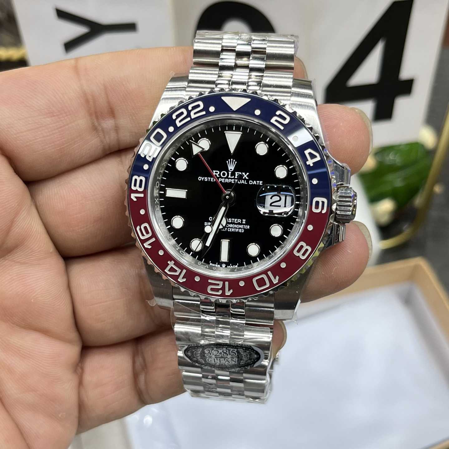 Rolex Oyster Perpetual Watch      40mm - DesignerGu