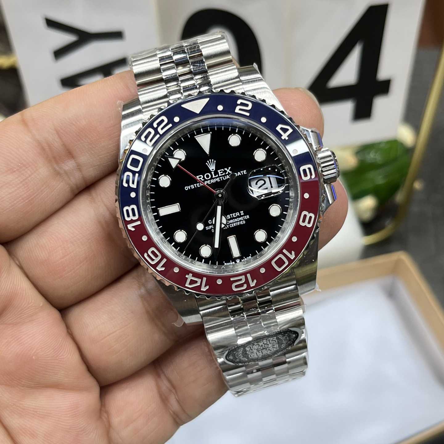 Rolex Oyster Perpetual Watch      40mm - DesignerGu