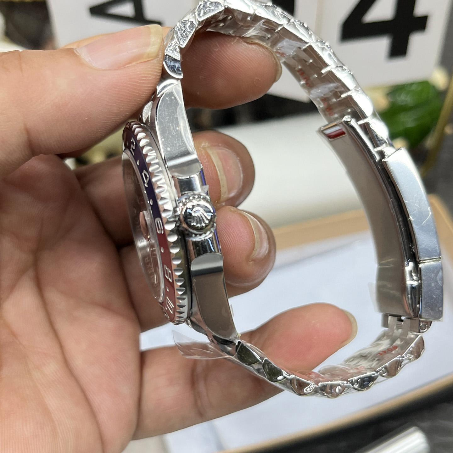 Rolex Oyster Perpetual Watch      40mm - DesignerGu