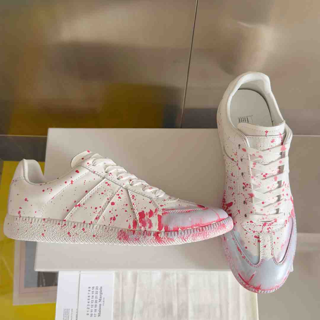 Maison Margiela Replica 'Paint Splatter - White Red' - DesignerGu