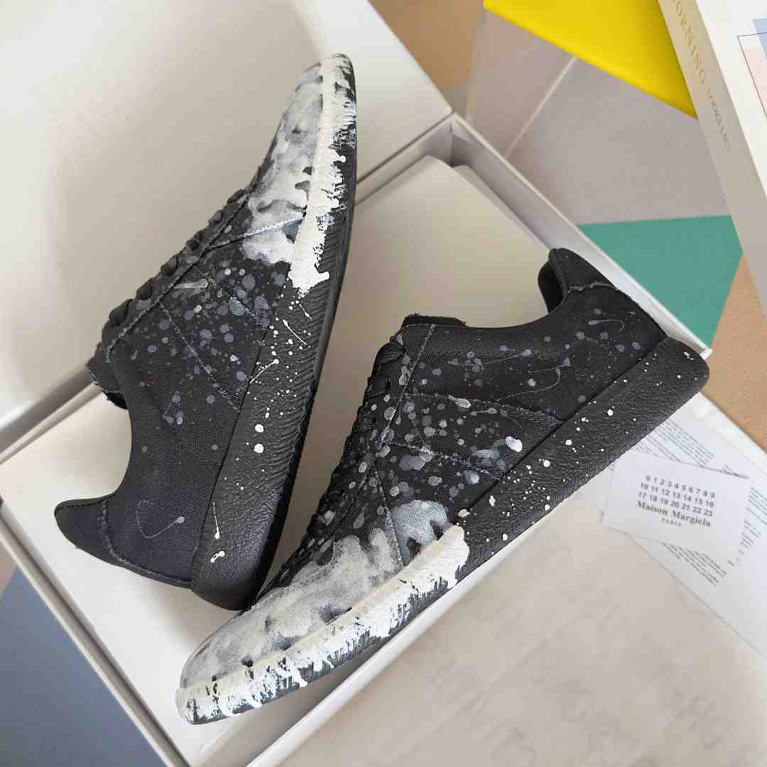 Maison Margiela Replica 'Paint Splatter - Black' - DesignerGu